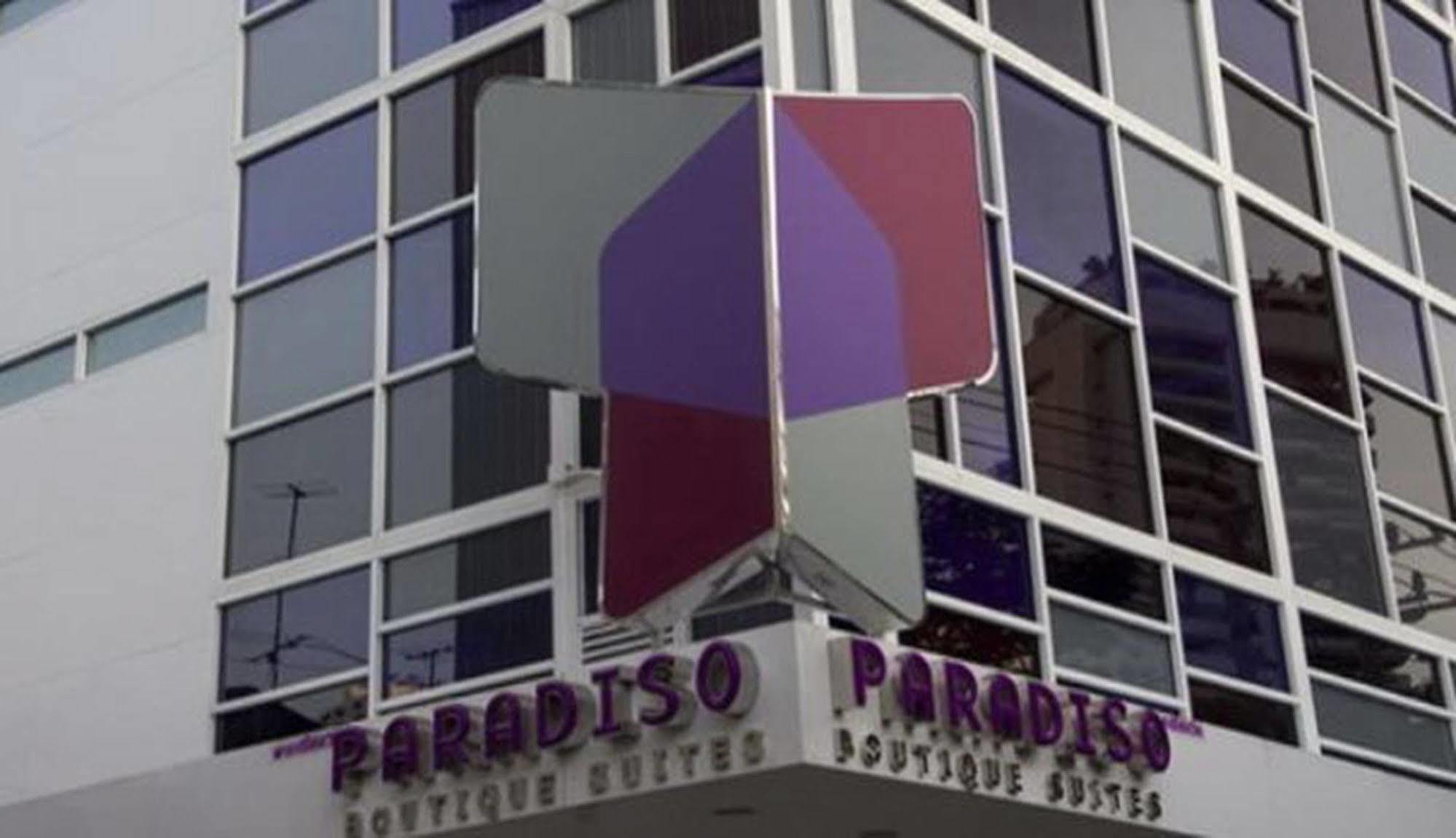Paradiso Boutique Suites Bangkok Exterior photo